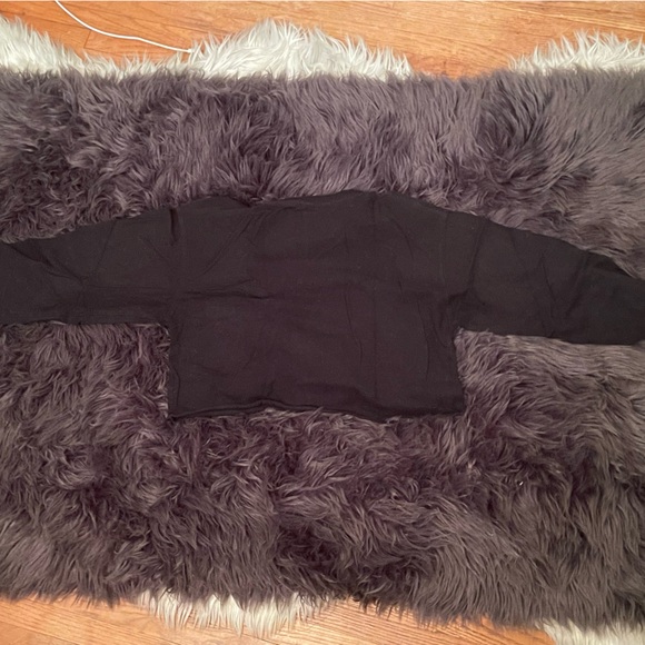 FRIENDS Black Graphic Tee - Picture 2 of 3